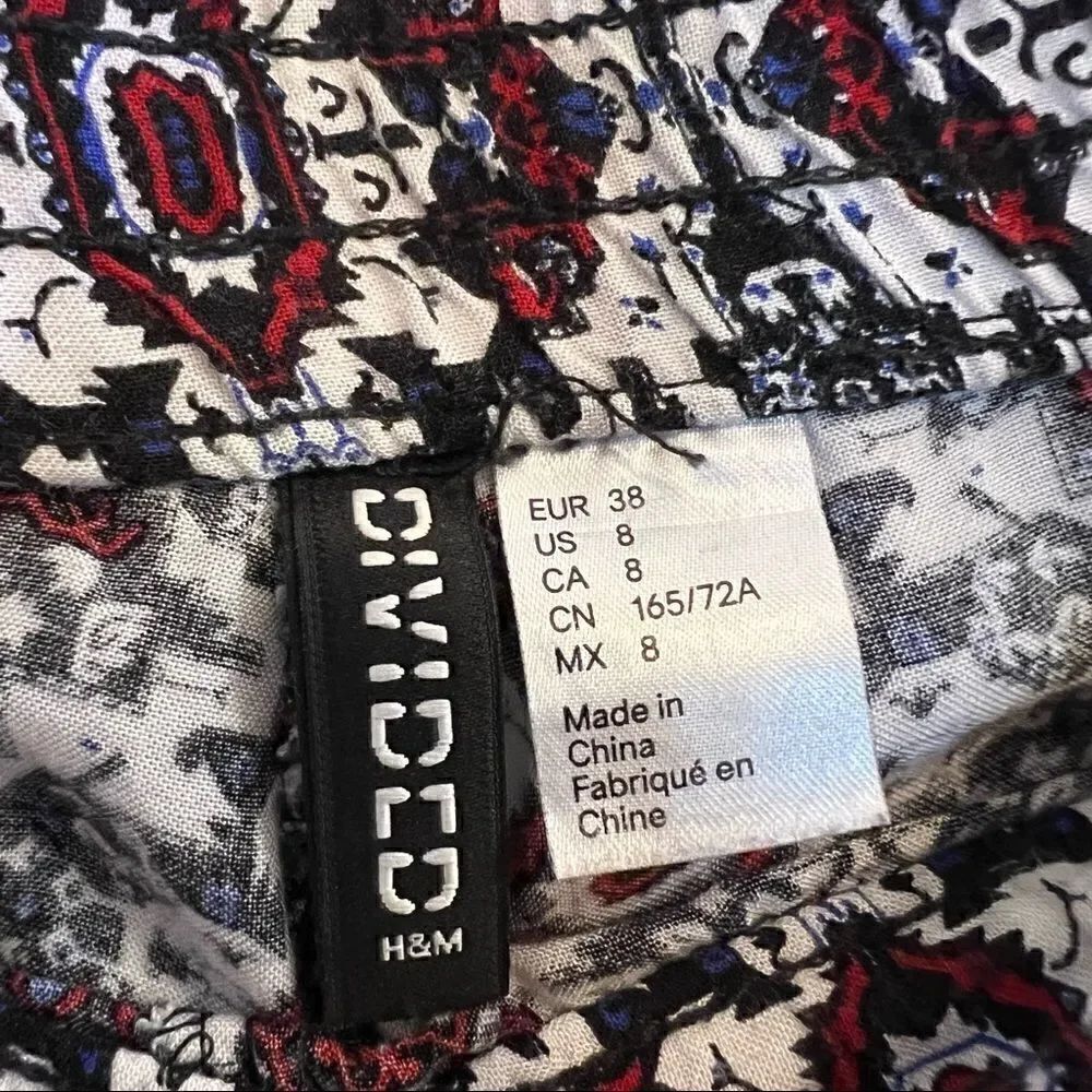 Divided patterned pants   - Picture 6 of 6